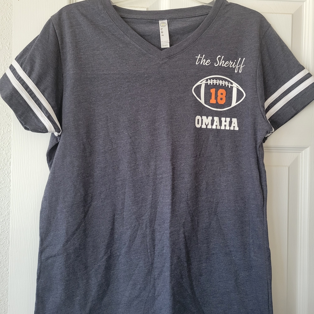 Gray V-Neck Short Sleeve Tee
